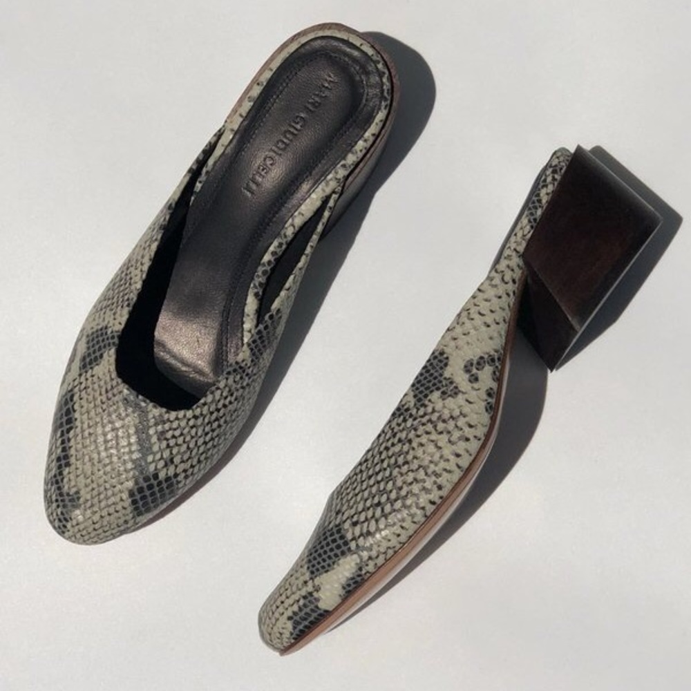 PRICE DROP 💧 MARI GIUDICELLI snake Leblon mule slide EUC